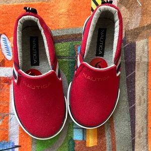 Nautica Shoes size 6c still has New shoe smell